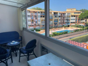 AMOUREVA Joli 2 Pièces avec piscine climatisé et proche de la plage Richelieu Cap d'Agde